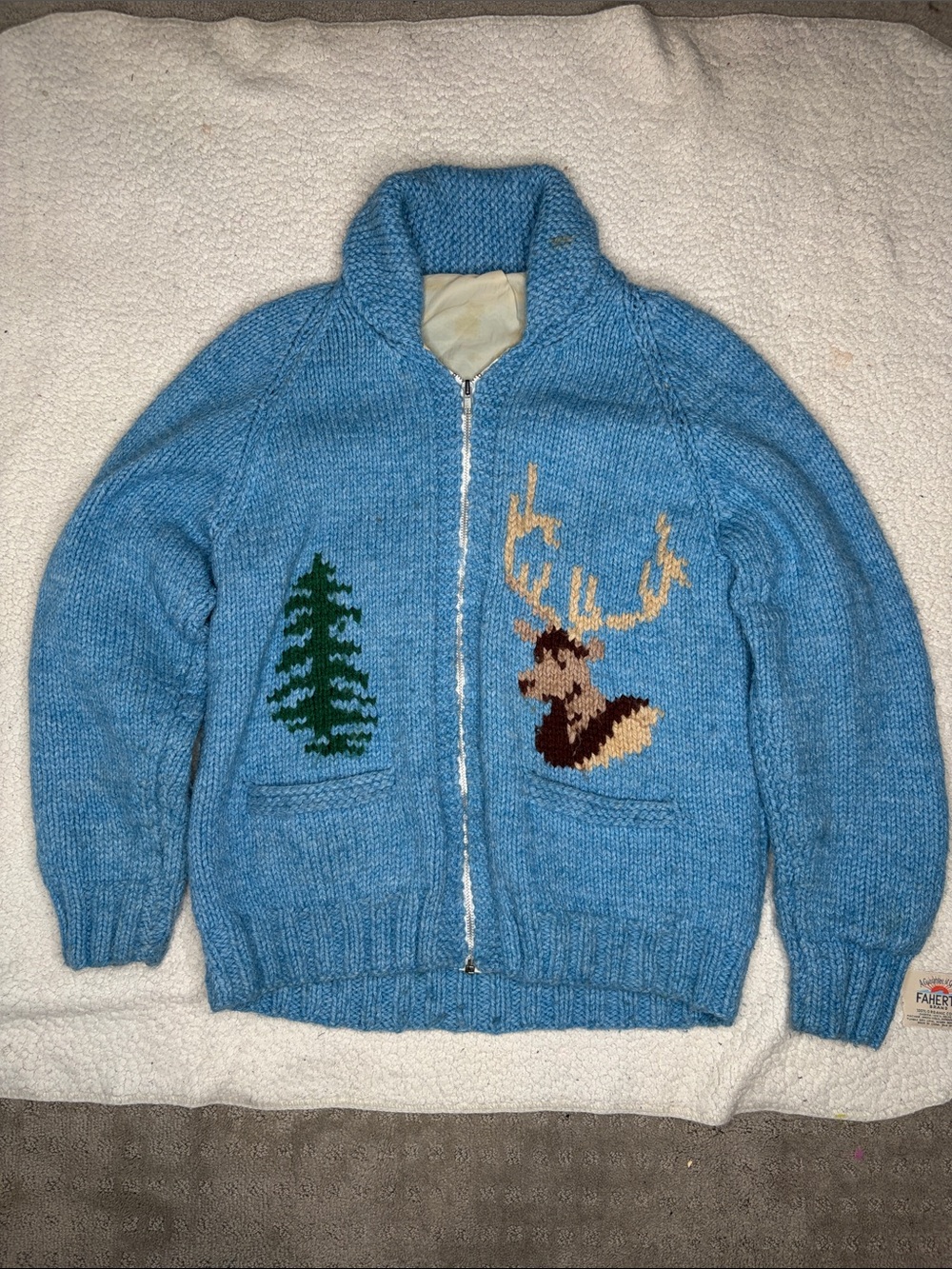 Vintage Unbranded Elk Knit Cowichan: Size Medium